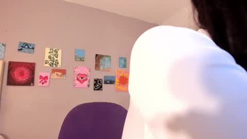 Maia online show from 07-18-26, 12:20