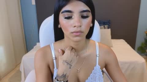 Snapshot of maiaa_ruiz chatting on 01-02-25, 04:13 Maiaa Ruiz online show from 01-02-25, 04:13
