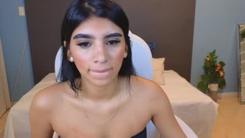 Snapshot of maiaa_ruiz chatting on 01-09-25, 03:23 Maiaa Ruiz online show from 01-09-25, 03:23