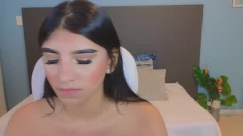 Snapshot of maiaa_ruiz chatting on 02-12-25, 01:37 Maiaa Ruiz online show from 02-12-25, 01:37