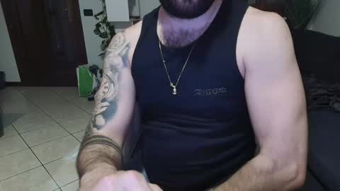 Snapshot of maialinofriuli chatting on 11-05-25, 12:10 maialinofriuli online show from 11-05-25, 12:10