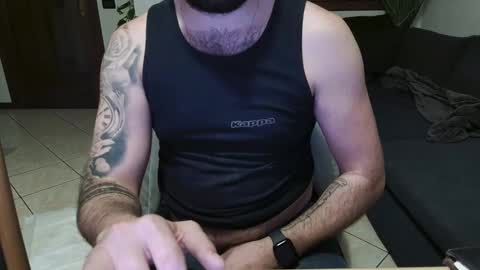 Snapshot of maialinofriuli chatting on 11-12-25, 10:30 maialinofriuli online show from 11-12-25, 10:30