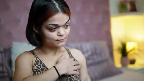  Maia  online show from 02-10-26, 08:57