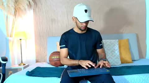 Snapshot of maicolparker0 chatting on 07-30-26, 12:15 maicolparker0 online show from 07-30-26, 12:15