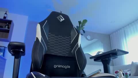 MAICOL  online show from 02-02-26, 10:08