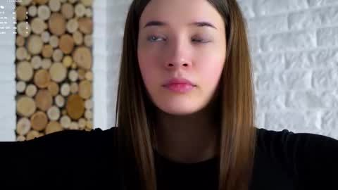 Lucy online show from 01-12-26, 02:06