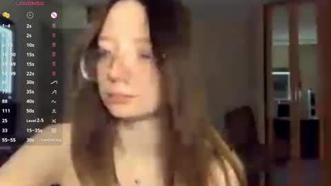 Elina online show from 12-17-25, 03:51