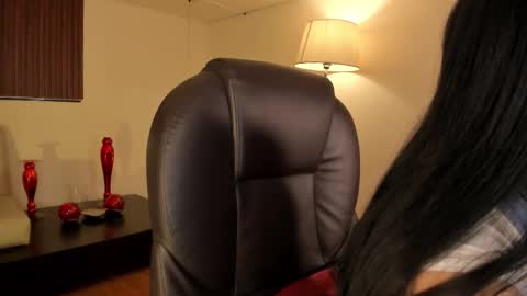 Snapshot of maiiitee_ chatting on 01-17-26, 01:49 Mait online show from 01-17-26, 01:49