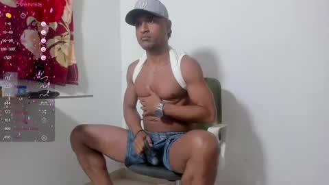 . Maik Alen . online show from 06-17-26, 11:34