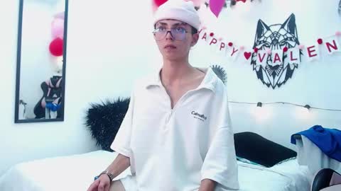 Snapshot of maiky_cooper chatting on 02-09-25, 08:11 Maiky Cooper online show from 02-09-25, 08:11