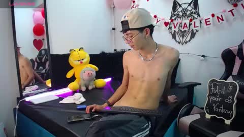 Snapshot of maiky_cooper chatting on 02-13-25, 06:09 Maiky Cooper online show from 02-13-25, 06:09