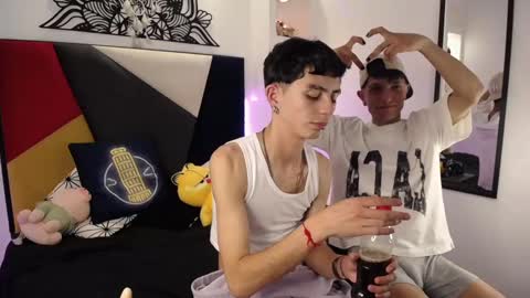 Snapshot of maiky_cooper chatting on 02-28-25, 08:42 Maiky Cooper online show from 02-28-25, 08:42