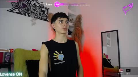 Snapshot of maiky_cooper chatting on 09-19-25, 08:20 Maiky Cooper online show from 09-19-25, 08:20