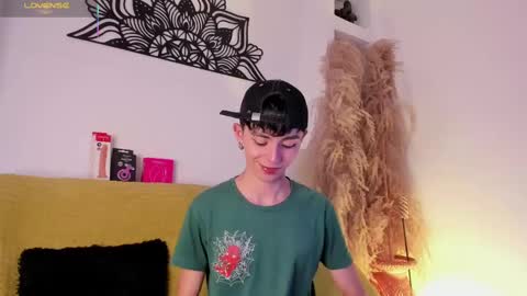 Snapshot of maiky_cooper chatting on 09-30-25, 08:25 Maiky Cooper online show from 09-30-25, 08:25