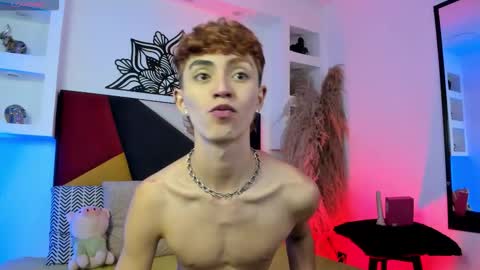 Snapshot of maiky_cooper chatting on 11-26-25, 08:32 Maiky Cooper online show from 11-26-25, 08:32