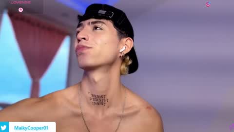 maiky_cooper01 online show from 04-07-26, 04:18