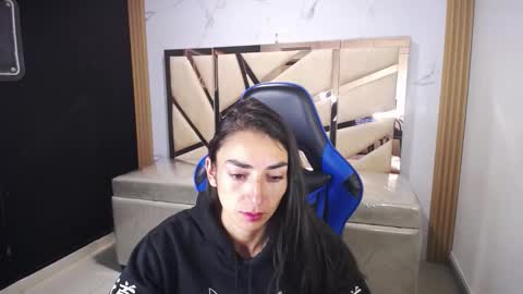 Maily online show from 12-17-25, 02:50