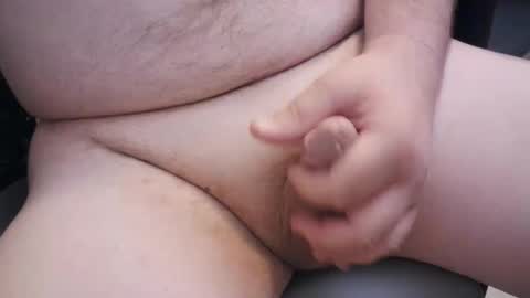 Snapshot of mainttech chatting on 11-30-25, 01:37 Gilly online show from 11-30-25, 01:37