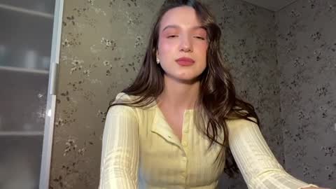 DIna online show from 03-27-26, 02:06