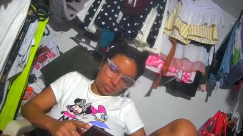 maite2020 online show from 12-22-24, 01:23