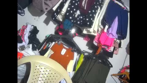 maite2020 online show from 12-22-24, 09:53