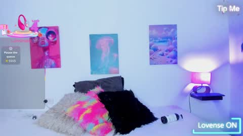 Snapshot of maithe_022 chatting on 10-04-25, 07:01 mai online show from 10-04-25, 07:01