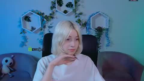 your dream  online show from 06-20-26, 06:44