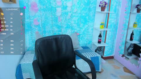 Snapshot of maja_bloom chatting on 12-04-24, 02:59 Maja online show from 12-04-24, 02:59