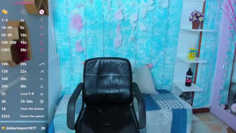 Snapshot of maja_bloom chatting on 01-10-25, 06:17 Maja online show from 01-10-25, 06:17