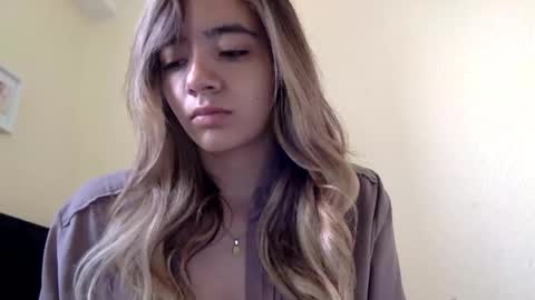 majo_gomezz online show from 06-03-26, 04:12