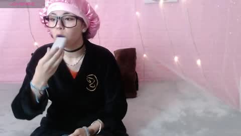 Mei  online show from 05-27-26, 02:08