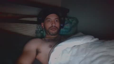 Snapshot of majorb121 chatting on 02-11-25, 11:54 majorb121 online show from 02-11-25, 11:54