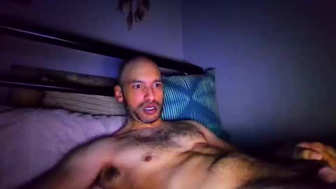 Snapshot of majorb121 chatting on 02-13-26, 12:39 majorb121 online show from 02-13-26, 12:39