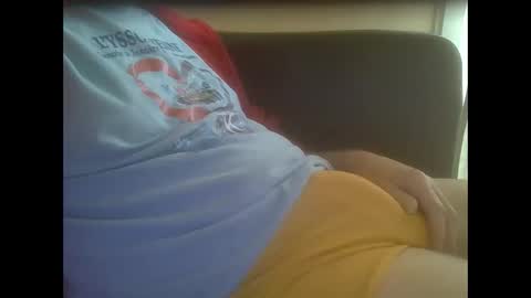 Snapshot of majoster chatting on 12-17-24, 02:22 majoster online show from 12-17-24, 02:22