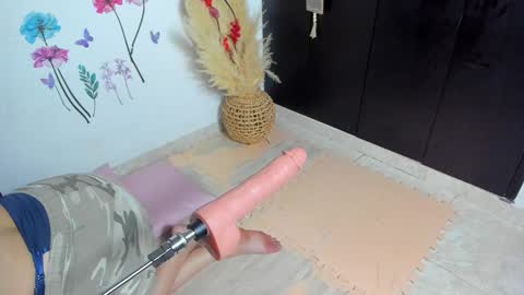 Snapshot of majosworld_21 chatting on 09-14-25, 06:51 majosworld_21 online show from 09-14-25, 06:51