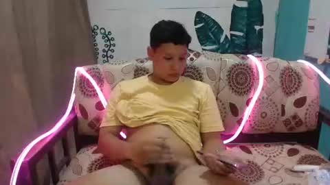 makehugecock online show from 11-20-25, 08:47