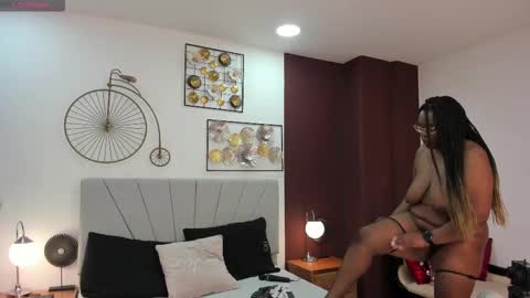 makena online show from 09-15-25, 03:28