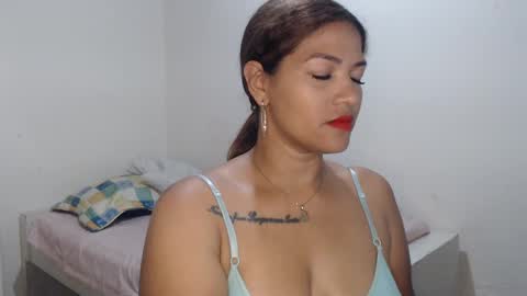 Snapshot of makennaa_1 chatting on 12-22-24, 09:55 MAKENNAA online show from 12-22-24, 09:55