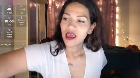 Snapshot of makennaa_1 chatting on 10-29-25, 09:55 MAKENNAA online show from 10-29-25, 09:55