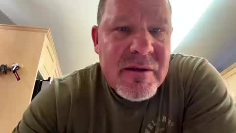 Snapshot of makeyousquirt1969 chatting on 10-16-25, 07:04 makeyousquirt1969 online show from 10-16-25, 07:04