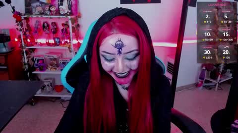 ...  ... online show from 11-23-25, 12:54