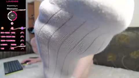 Snapshot of makiimastar chatting on 06-11-26, 04:32 Makiima online show from 06-11-26, 04:32