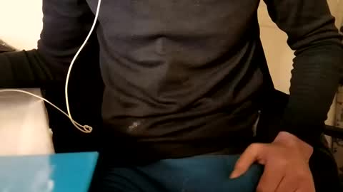 Snapshot of makukabig chatting on 02-23-25, 09:33 makukabig online show from 02-23-25, 09:33