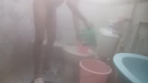 Snapshot of malang75 chatting on 01-10-26, 04:58 malang75 online show from 01-10-26, 04:58