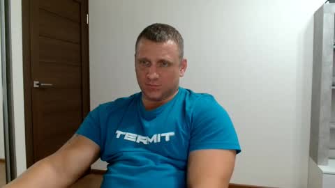 malchyshka online show from 10-31-25, 04:52