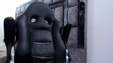 Malcom Stone online show from 10-23-25, 02:55