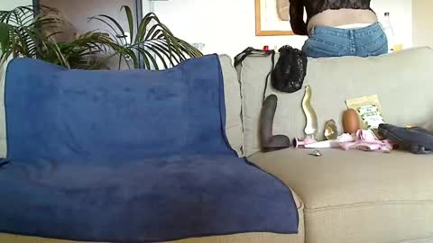 Snapshot of male_in_stockings chatting on 01-01-25, 11:38 Sissy in stockings online show from 01-01-25, 11:38