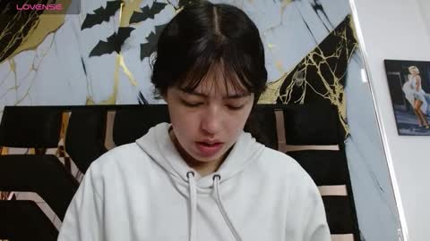 malejacs01 online show from 12-02-25, 11:37