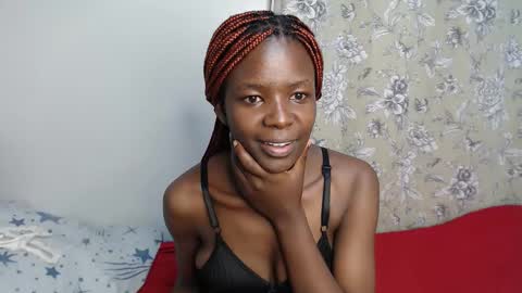 Snapshot of malia_latifa chatting on 01-13-26, 01:55 lati online show from 01-13-26, 01:55