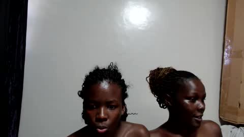 lati online show from 03-26-26, 01:49